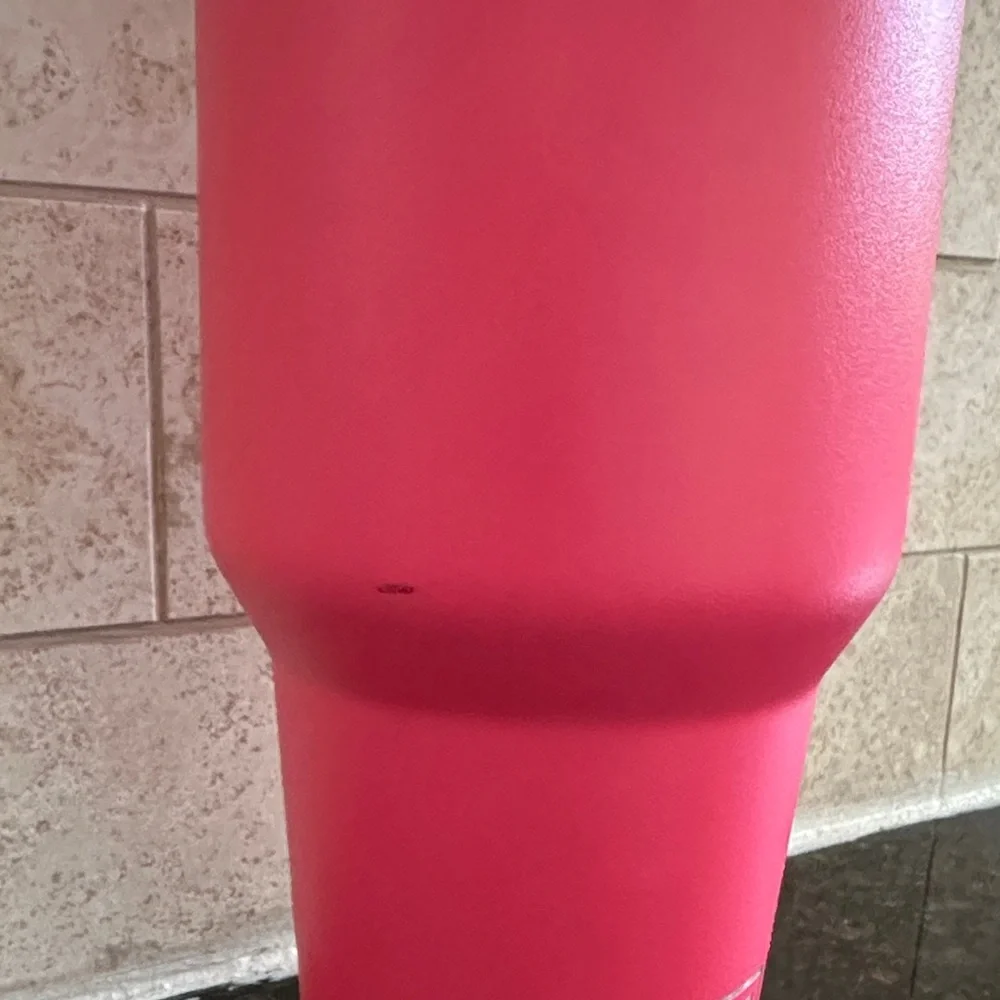 YETI Rambler 30 oz Travel Mug with Stronghold Lid - Picture 7 of 7